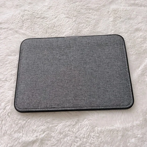 INCASE Laptop case - Picture 2 of 7